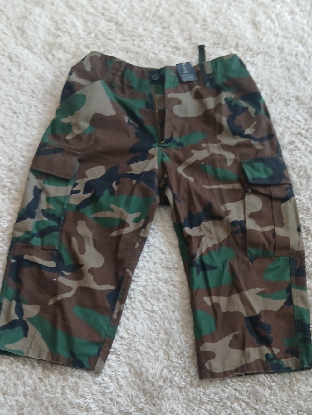 NWT CAMO GAUCHOS